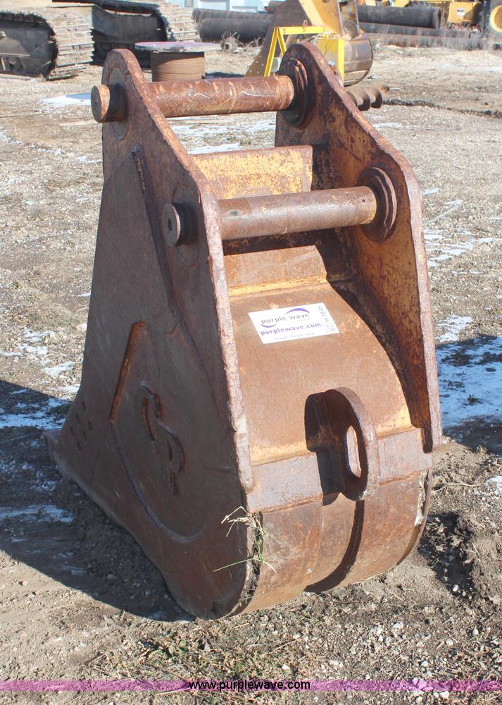 image for item H7845 CP 24" excavator bucket