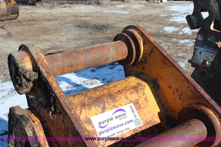 image for item H7854 Sabine 30" four tooth excavator bucket