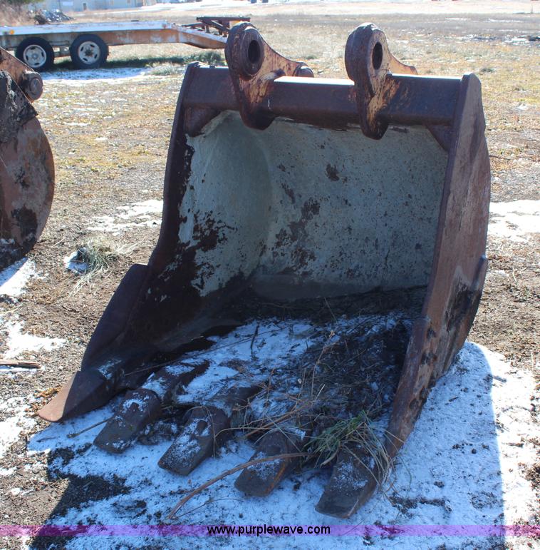 image for item H7855 48" five tooth excavator bucket