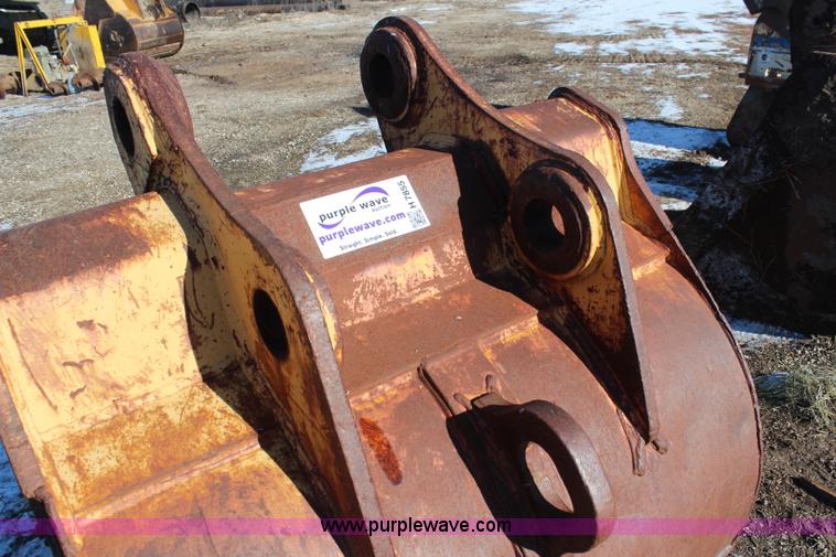 image for item H7855 48" five tooth excavator bucket