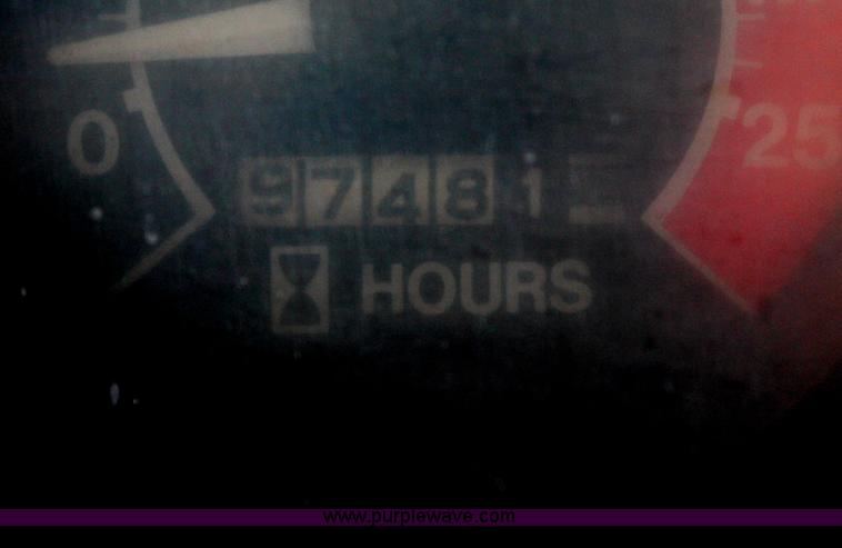 image for item H7856 1978 John Deere 762 scraper