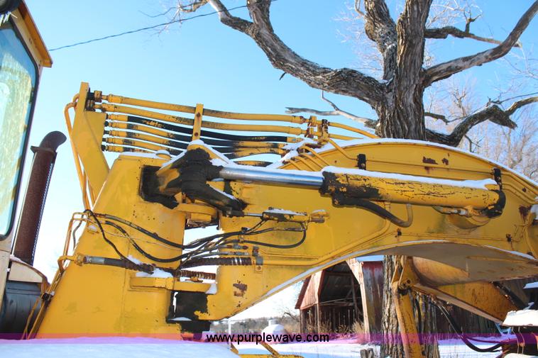 image for item H7856 1978 John Deere 762 scraper