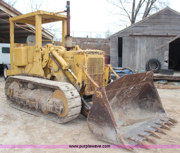 image for item H7882 1968 Caterpillar 951B track loader