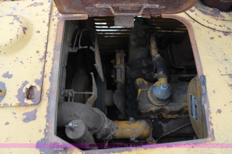 image for item H7882 1968 Caterpillar 951B track loader