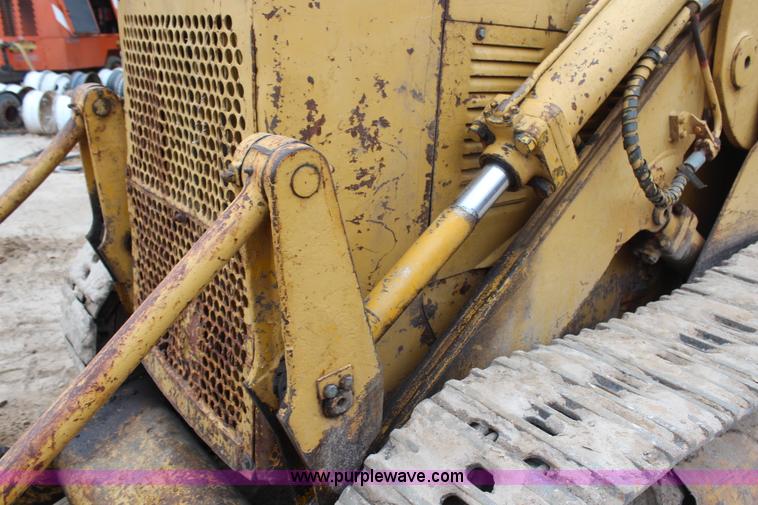 image for item H7882 1968 Caterpillar 951B track loader