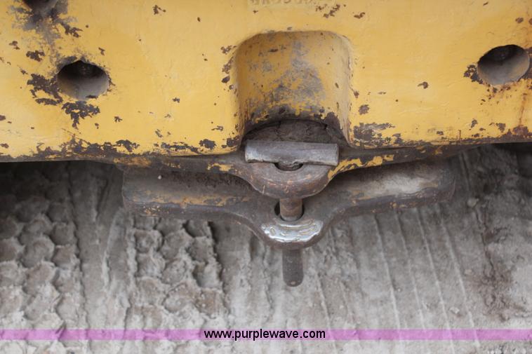 image for item H7882 1968 Caterpillar 951B track loader