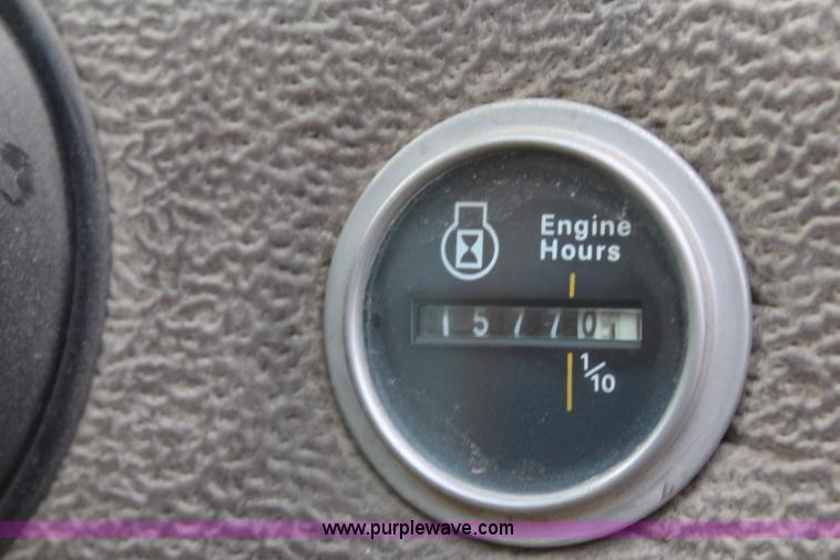 image for item H7933 1988 Champion 710A articulated motor grader