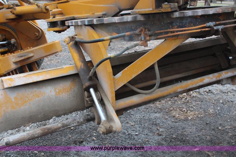 image for item H7933 1988 Champion 710A articulated motor grader