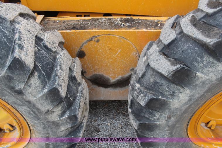 image for item H7933 1988 Champion 710A articulated motor grader