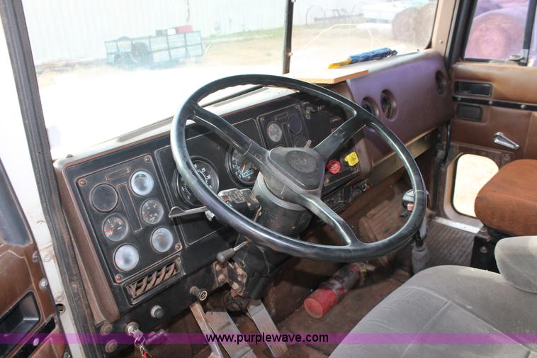 image for item H8388 1987 International F9370 triple axle dump truck