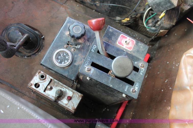 image for item H8388 1987 International F9370 triple axle dump truck