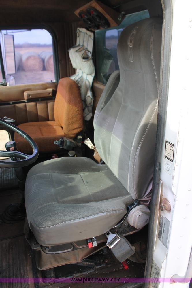 image for item H8388 1987 International F9370 triple axle dump truck