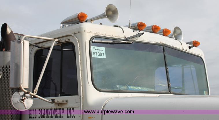 image for item H8388 1987 International F9370 triple axle dump truck