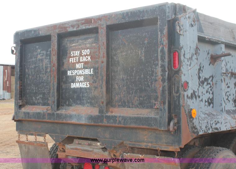 image for item H8388 1987 International F9370 triple axle dump truck