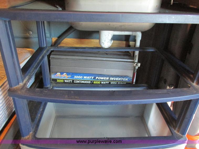 image for item I4959 2000 International 9900i Eagle semi truck