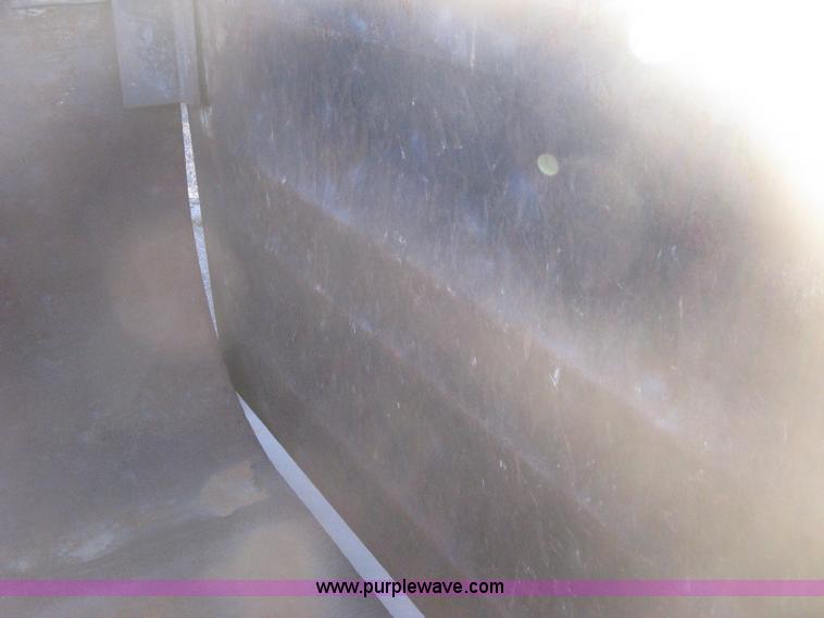 image for item I5744 Ox Bodies dump bed