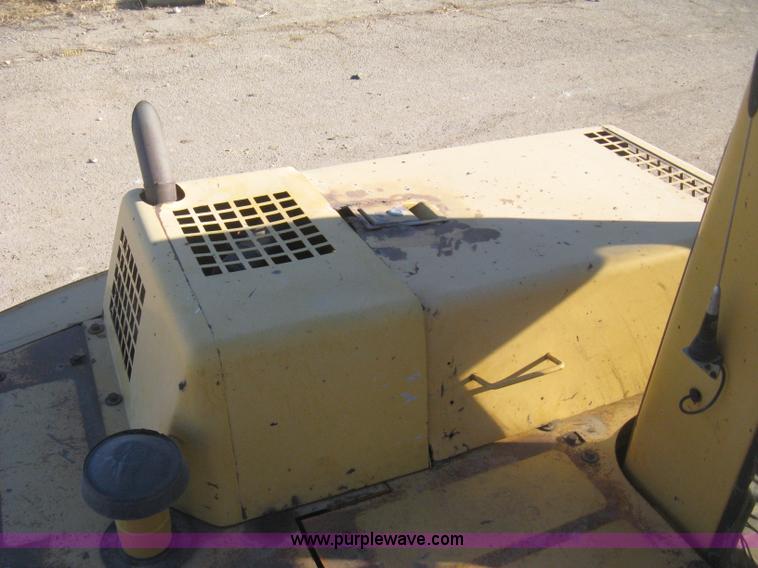 image for item I5745 1995 John Deere 190E excavator