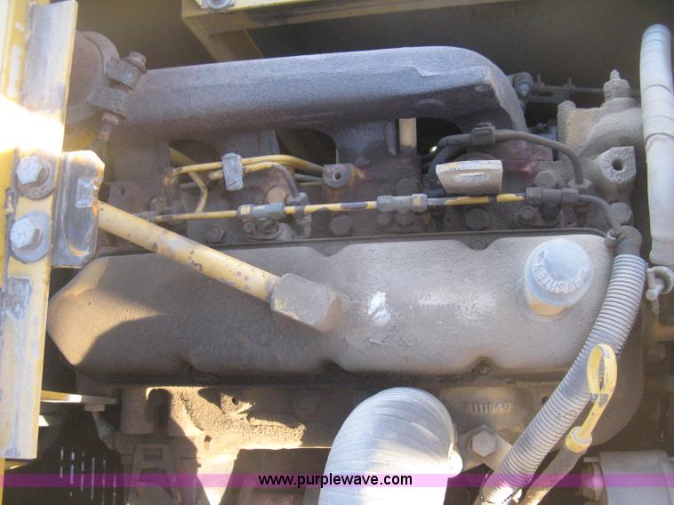 image for item I5745 1995 John Deere 190E excavator