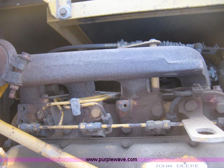 image for item I5745 1995 John Deere 190E excavator