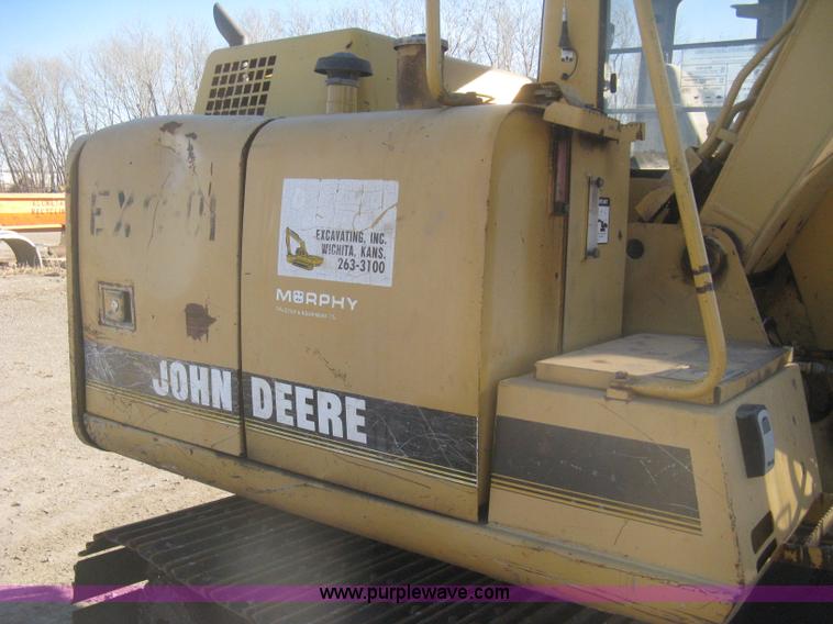 image for item I5745 1995 John Deere 190E excavator