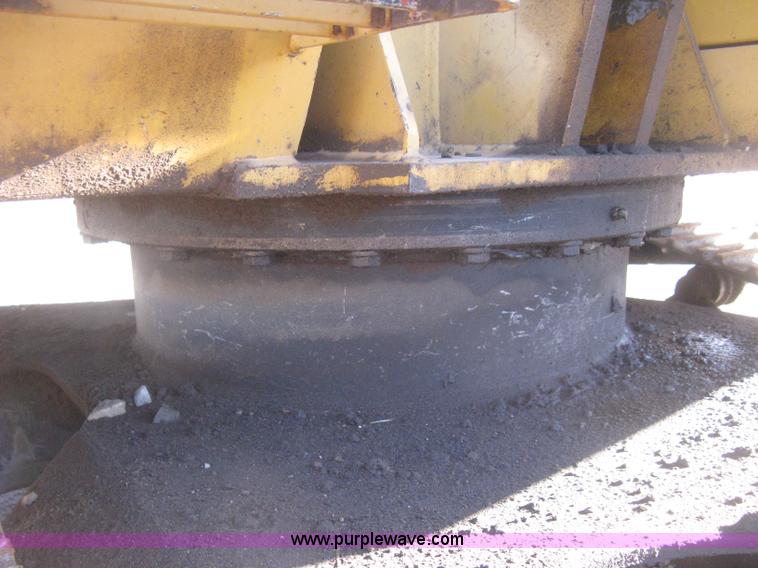 image for item I5745 1995 John Deere 190E excavator