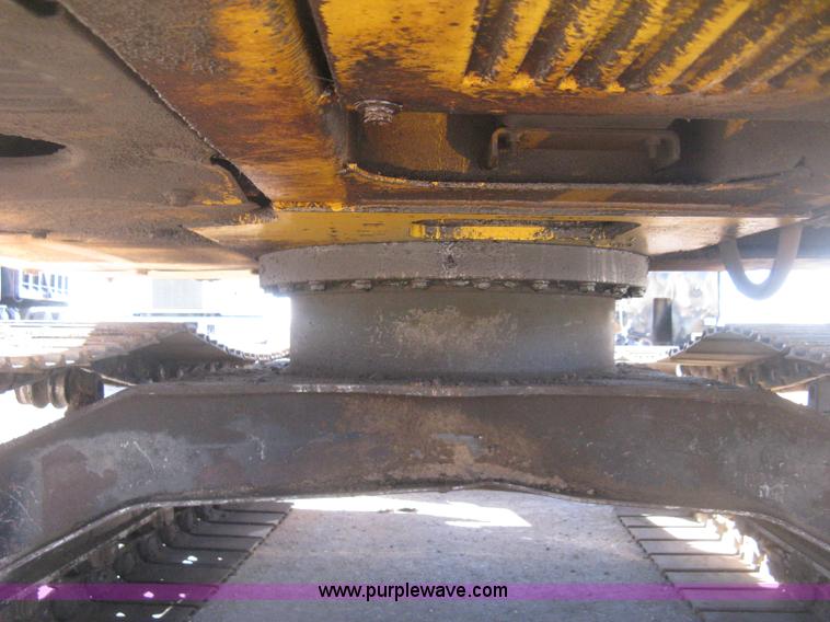 image for item I5745 1995 John Deere 190E excavator