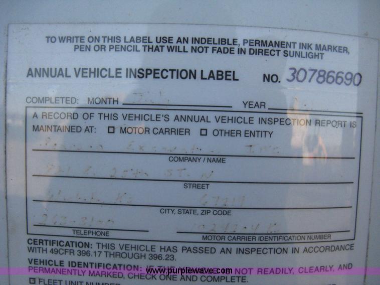 image for item I5747 2000 International F2674 dump truck