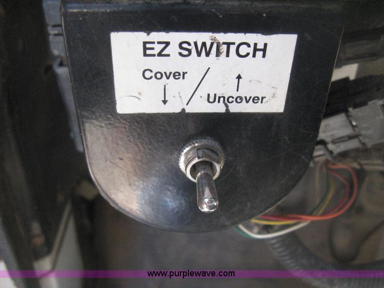 image for item I5748 2001 International F2674 dump truck