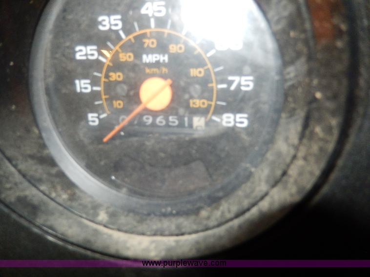 image for item I9491 1986 Chevrolet Kodiak flatbed truck