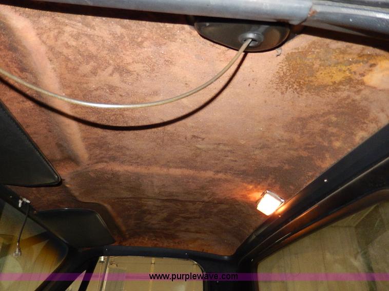 image for item I9491 1986 Chevrolet Kodiak flatbed truck