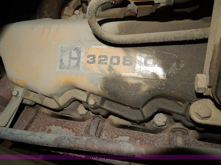 image for item I9491 1986 Chevrolet Kodiak flatbed truck