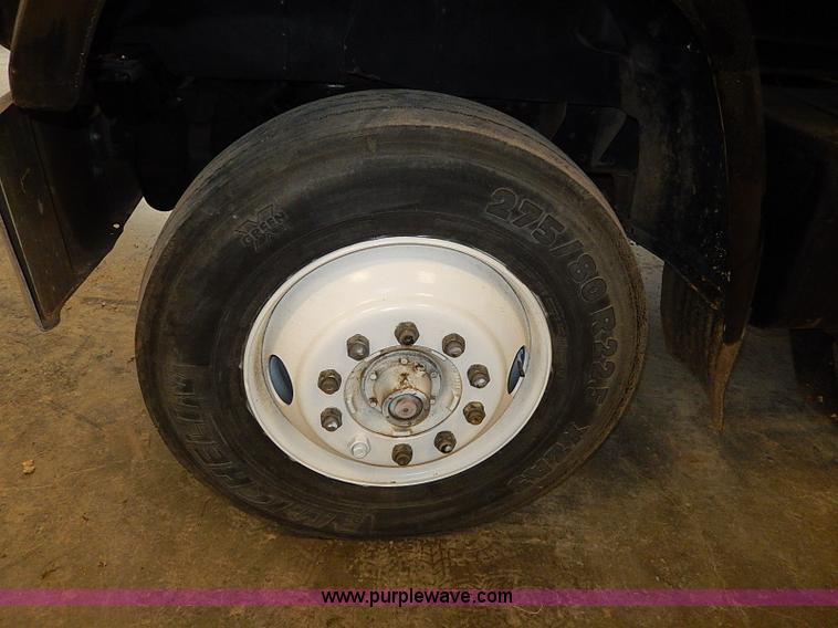 image for item I9491 1986 Chevrolet Kodiak flatbed truck