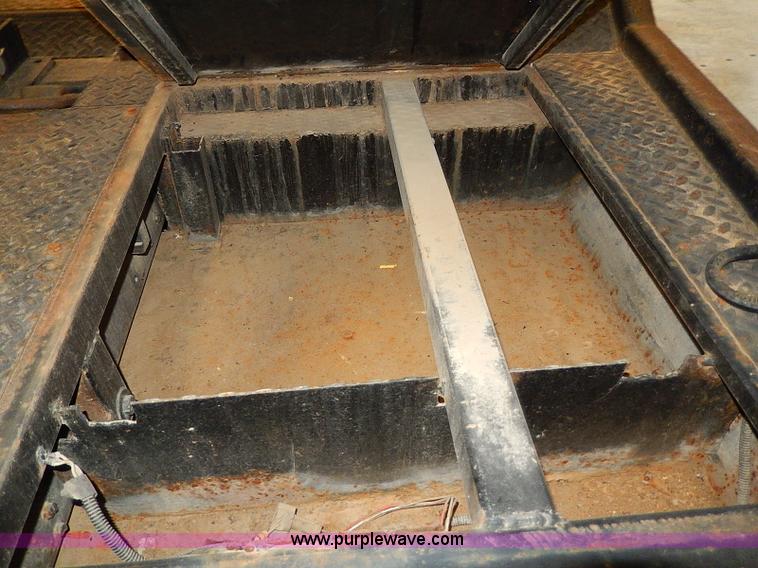 image for item I9491 1986 Chevrolet Kodiak flatbed truck