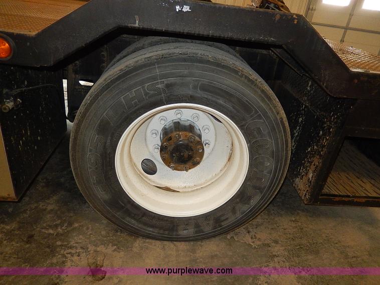 image for item I9491 1986 Chevrolet Kodiak flatbed truck