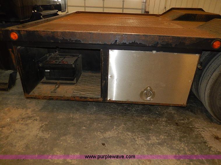 image for item I9491 1986 Chevrolet Kodiak flatbed truck