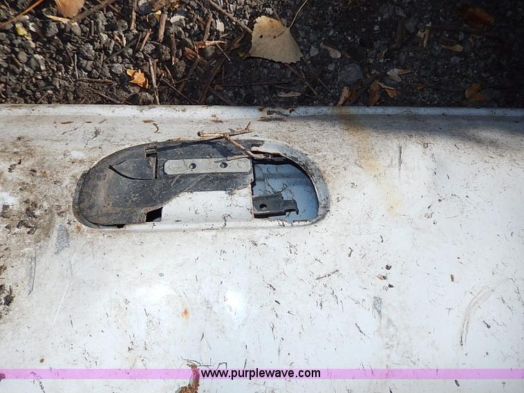 image for item AP9792 2002 Ford F250 pickup truck bed