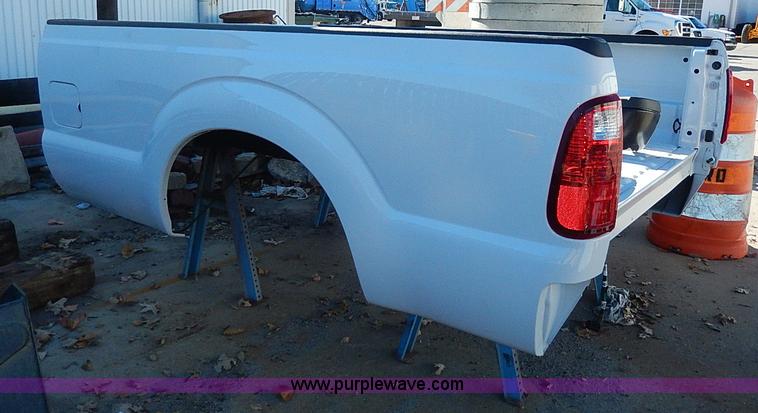 image for item AP9793 Ford F250 pickup truck bed