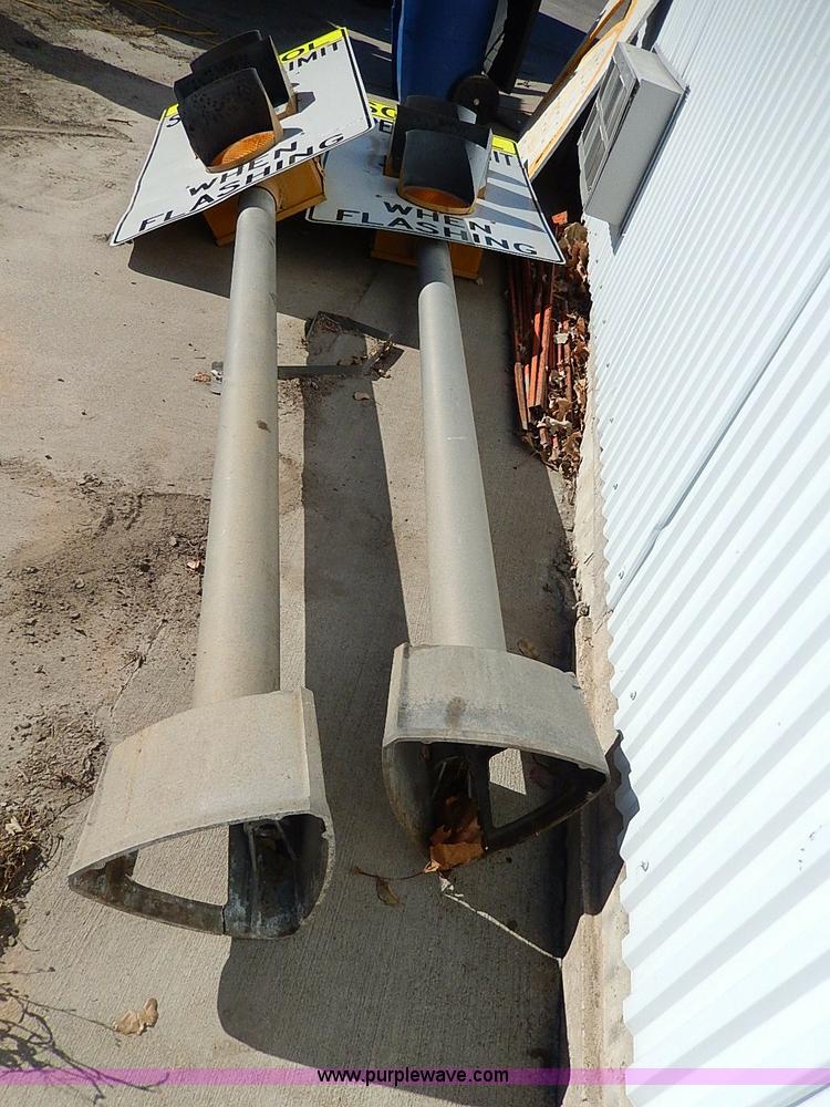 image for item AP9794 (2) school zone lights