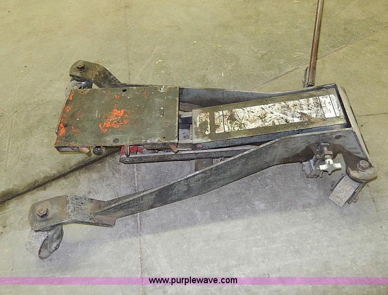 image for item AP9837 Assorted equipment