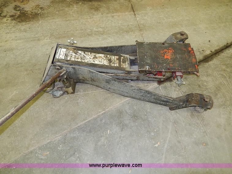 image for item AP9837 Assorted equipment