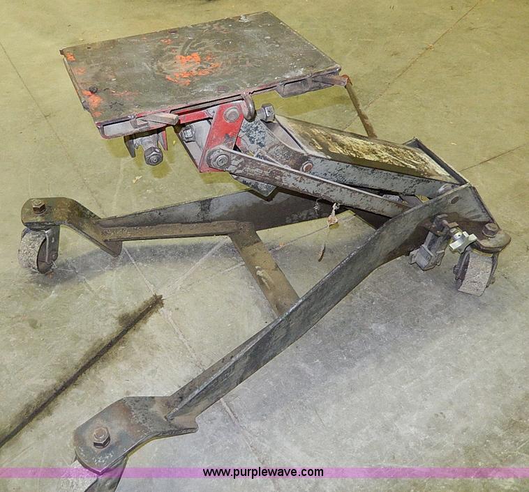 image for item AP9837 Assorted equipment