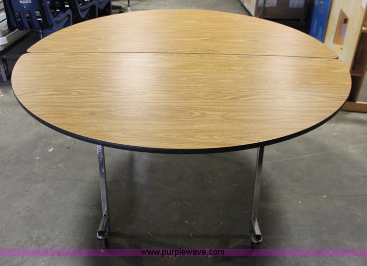image for item AZ9438 (5) folding round top tables