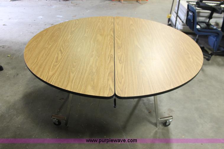 image for item AZ9440 (5) folding round top tables