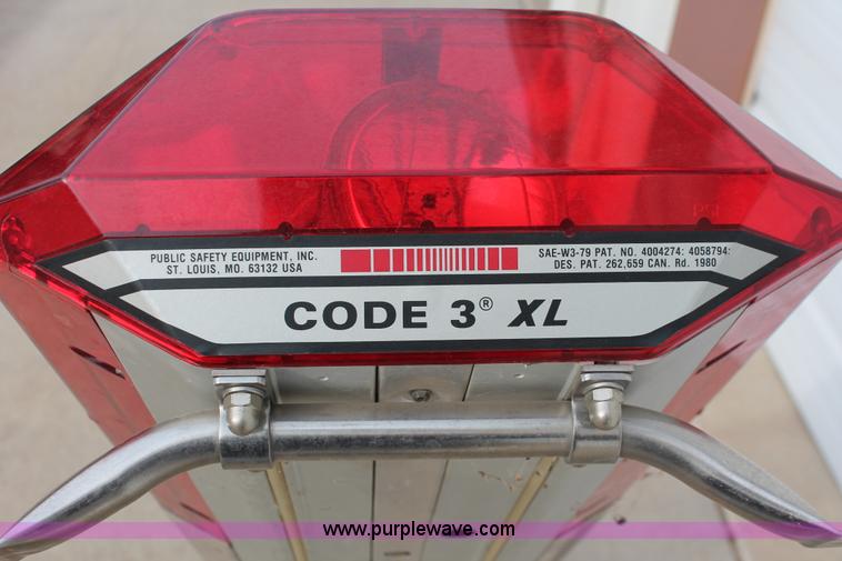 image for item AZ9451 Code 3 XL light bar