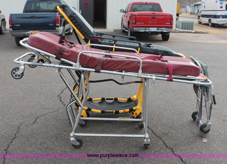 image for item AZ9452 Stryker Rugged 6092 EZ-PRO R4 emergency cot