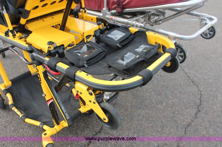 image for item AZ9452 Stryker Rugged 6092 EZ-PRO R4 emergency cot