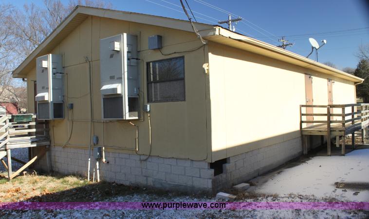 image for item G4443 1994 double wide classroom trailer