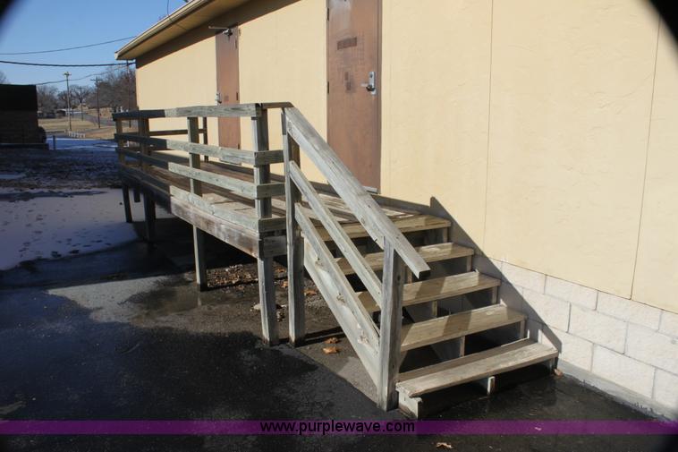 image for item G4443 1994 double wide classroom trailer