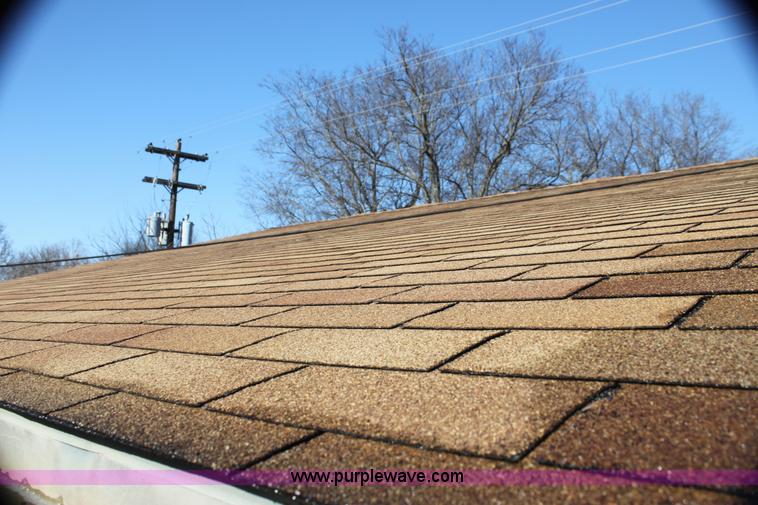 image for item G4443 1994 double wide classroom trailer