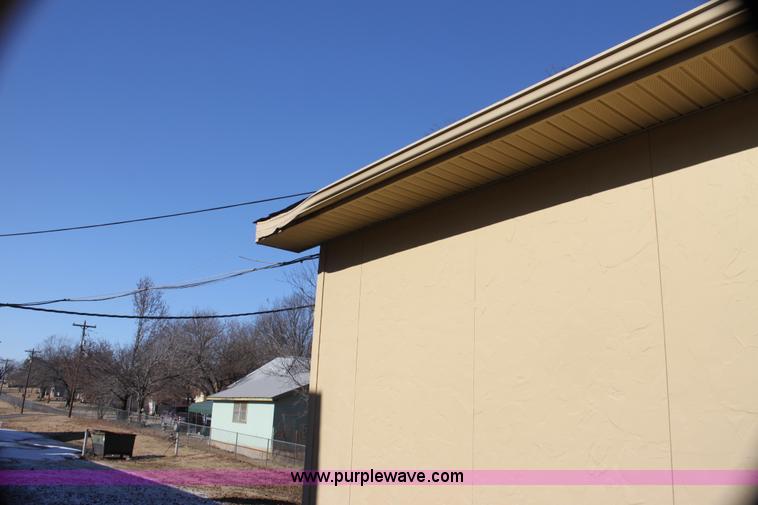 image for item G4443 1994 double wide classroom trailer